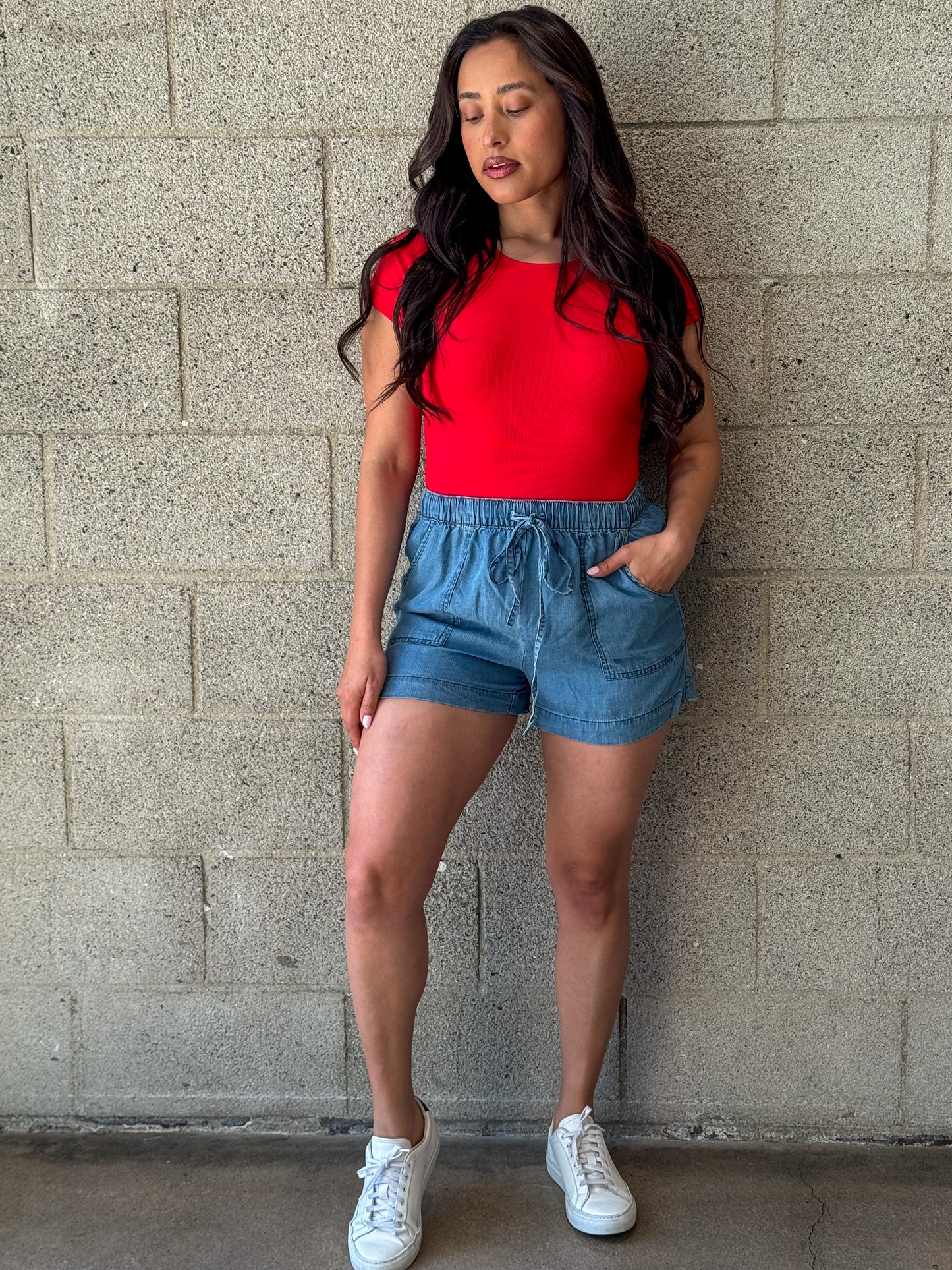 Leni Short