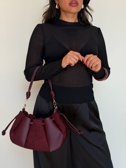In Between Top-Black